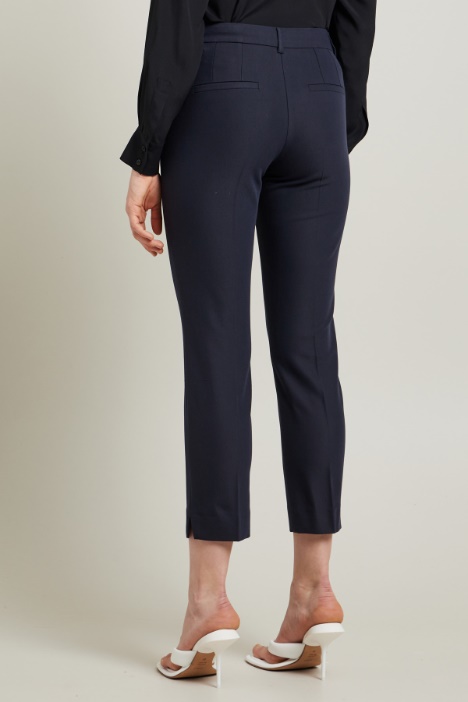 Pantaloni a sigaretta