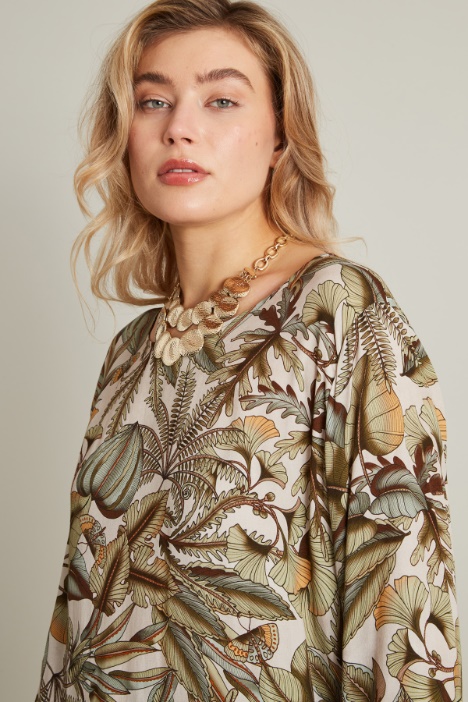 Blusa in crépe a fantasia