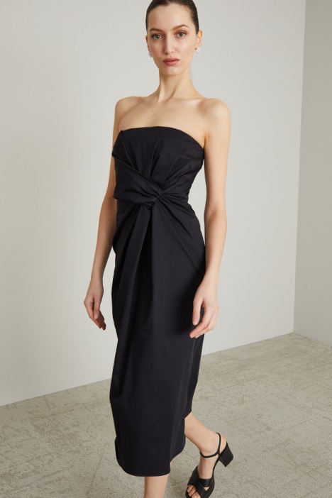 Abito bustier con drappeggio