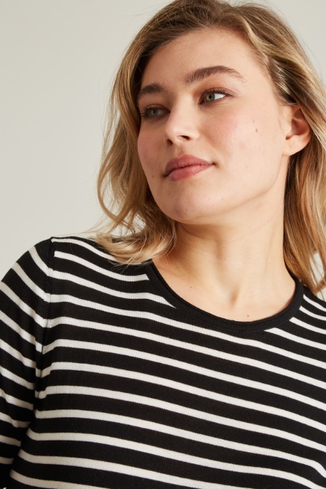 Maglia in filato di pura lana