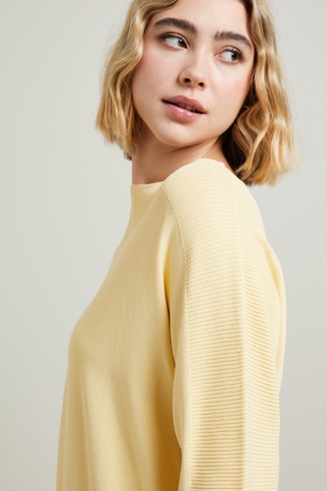 Maglia con maniche a kimono