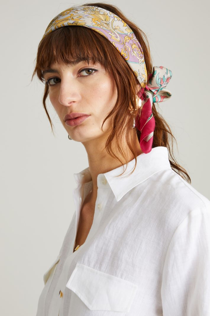 Silk foulard Intrend