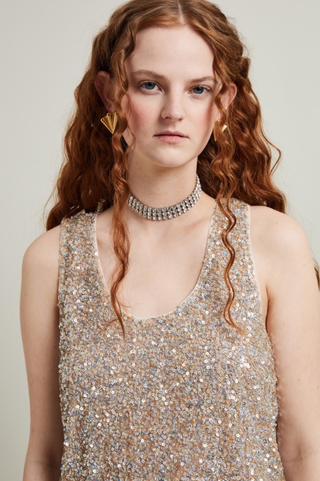 Top in tulle con paillettes