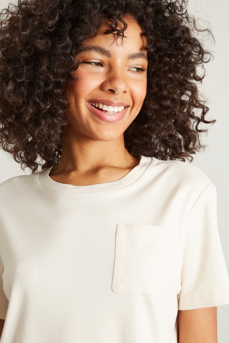 Camiseta de punto con bolsillo