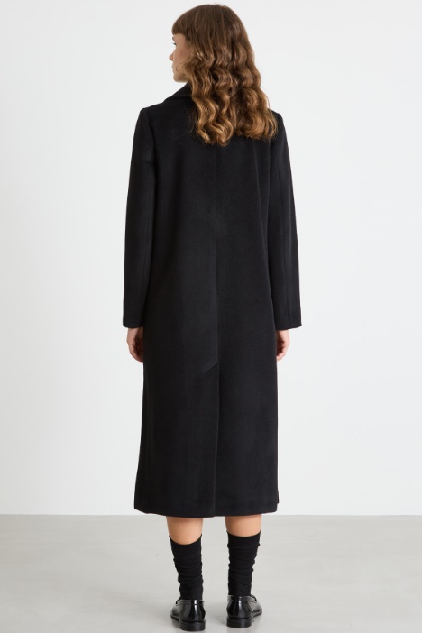 Cappotto con maxi rever