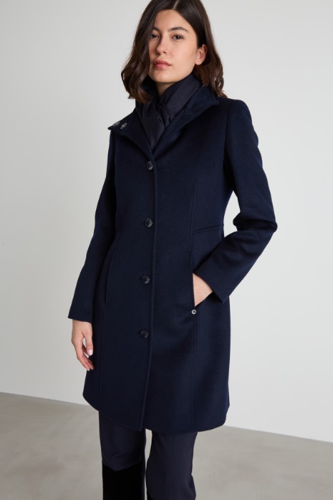 Abrigo de paño de lana fino