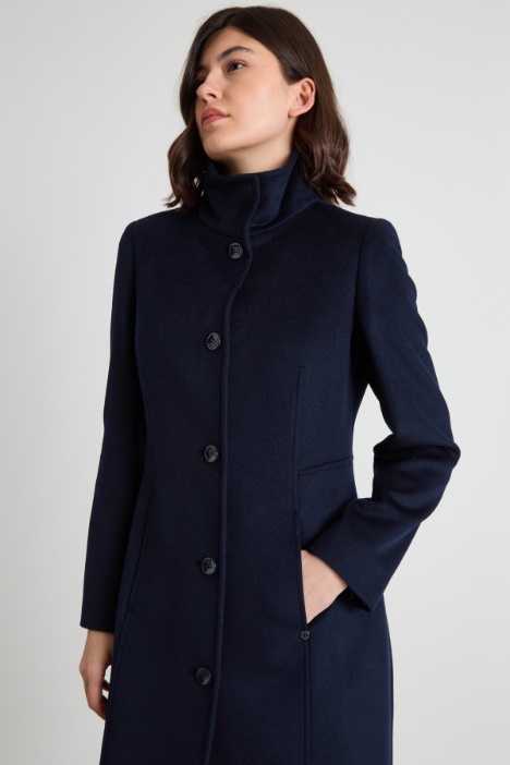 Abrigo de paño de lana fino