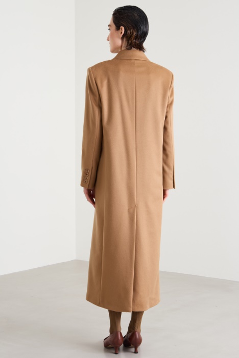Cappotto lungo doppiopetto in lana