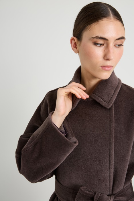 Cappotto con cintura