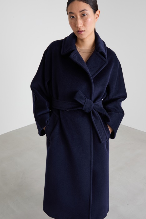 Cappotto con cintura