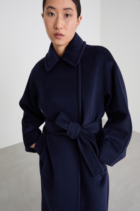 Cappotto con cintura