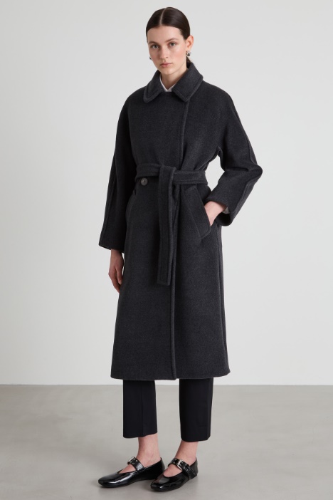 Cappotto con cintura