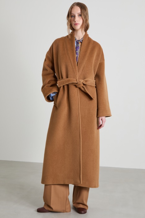 Cappotto a vestaglia