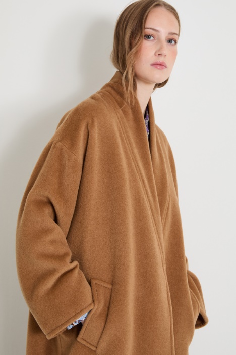 Cappotto a vestaglia