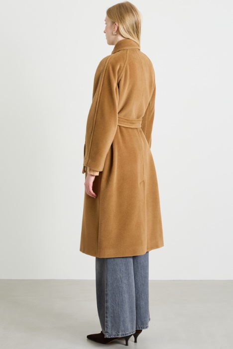 Cappotto con cintura