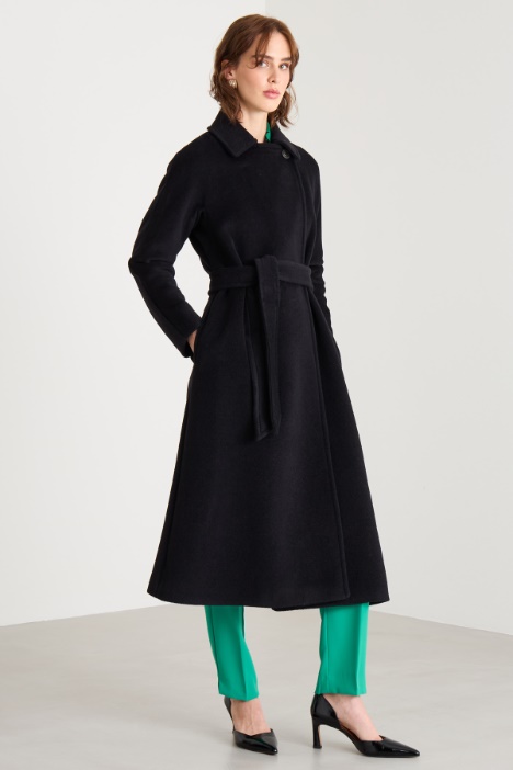 Cappotto con cintura