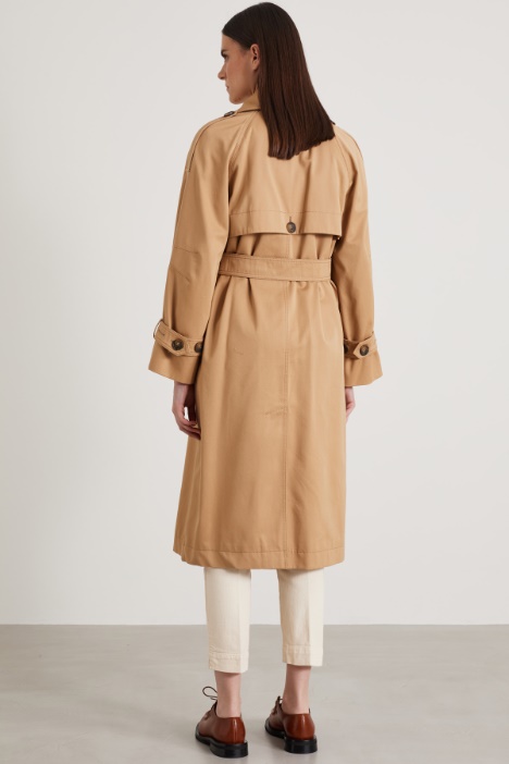 Trench doppiopetto con cintura