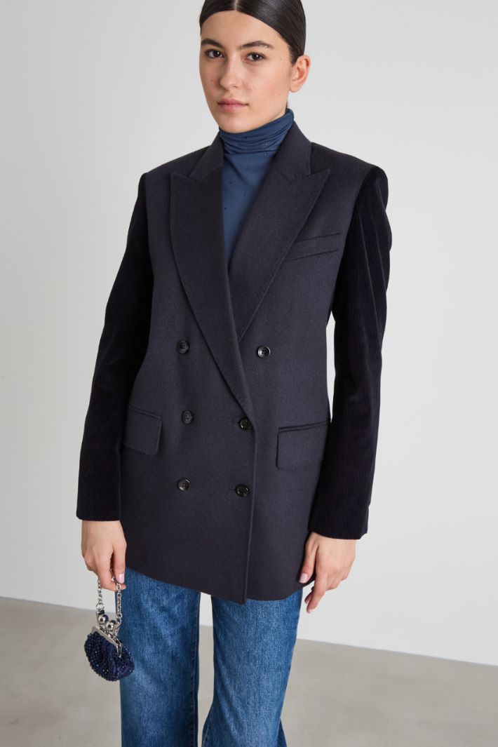 Blazer in camel and velvet Intrend - 3