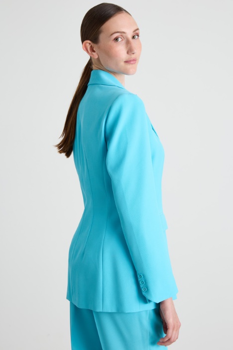 Blazer de sarga de botonadura sencilla