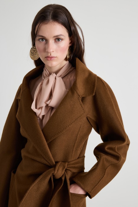 Chaqueta cruzada de camello