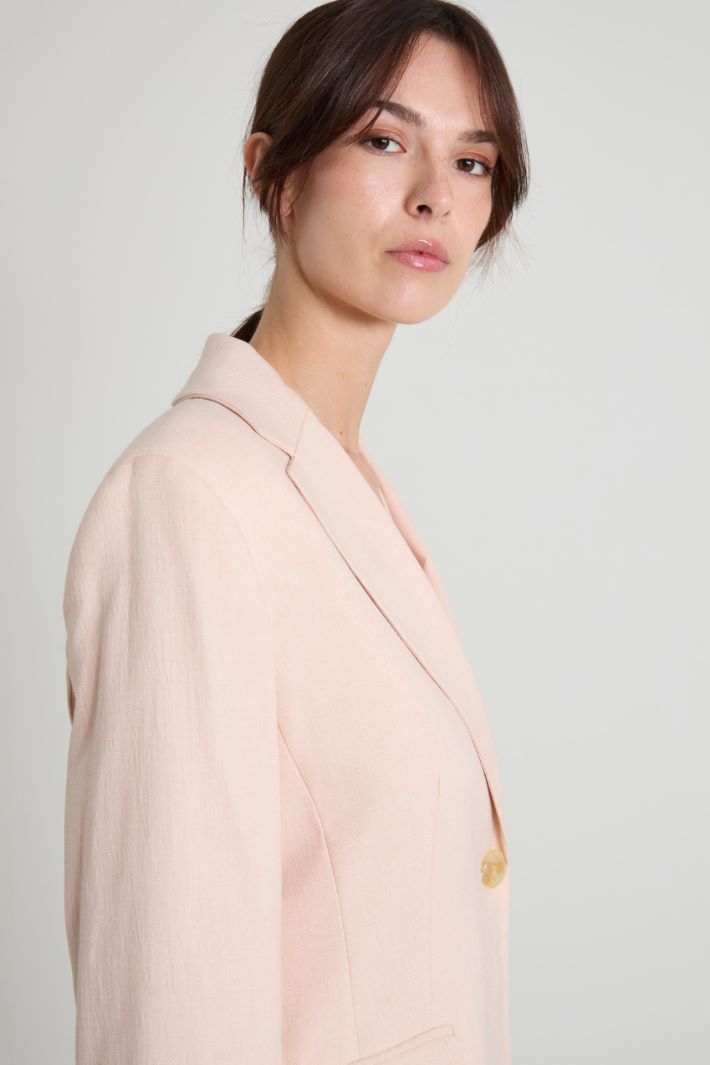 Slim-fit blazer Intrend - 4