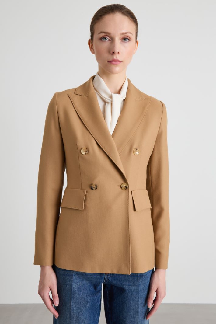 Blazer in gabardina di lana