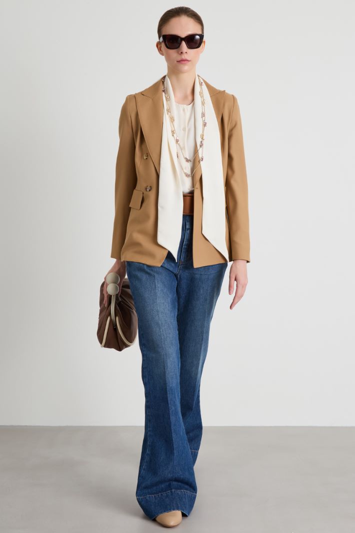 Blazer in gabardina di lana