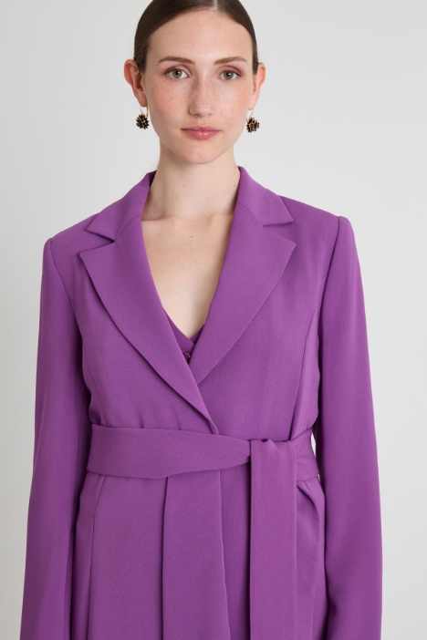 Blazer in crépe con cintura