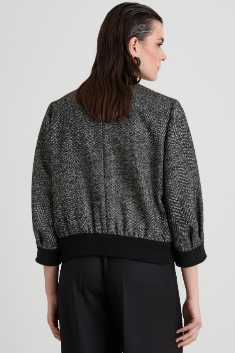 Giacca cropped in chevron