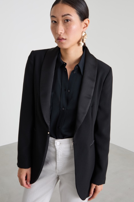 Envers satin blazer with belt Intrend