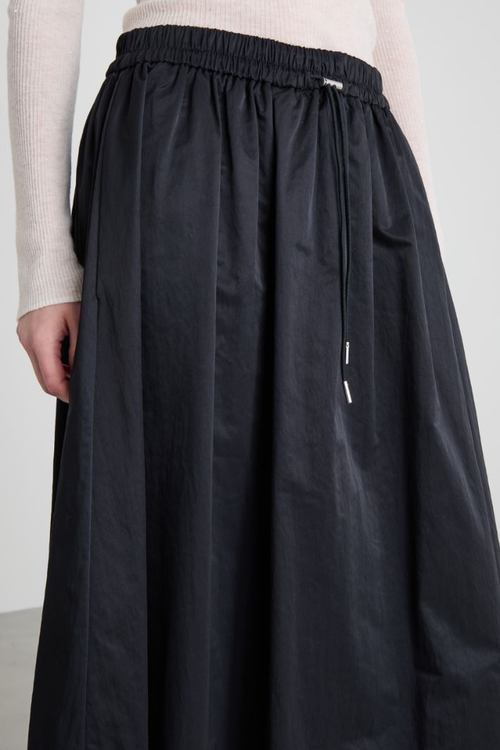 Satin skirt with drawstring Intrend - 4