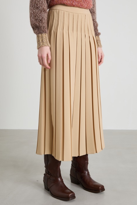 Gonna a pieghe in cady