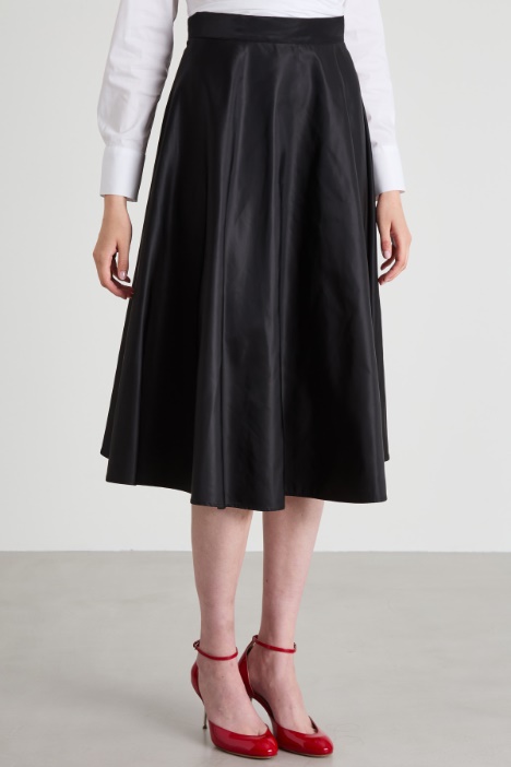 Falda en tejido técnico