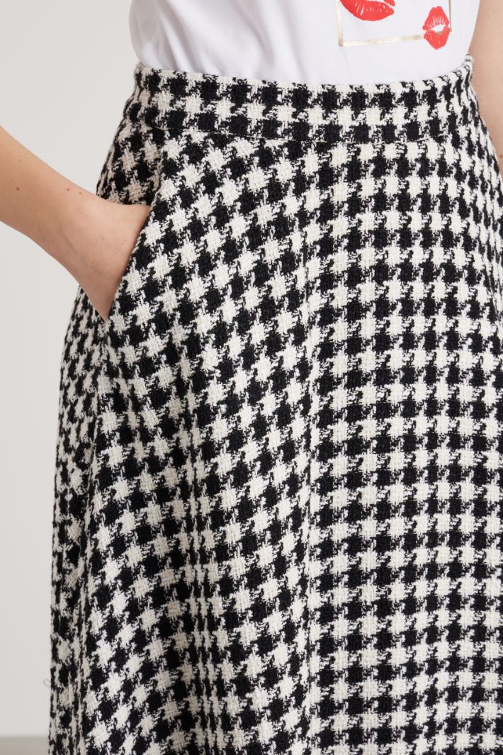 Basketweave houndstooth fabric midi skirt Intrend - 4