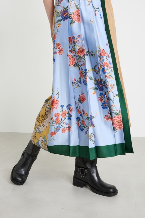 Gonna midi in tela e twill stampato