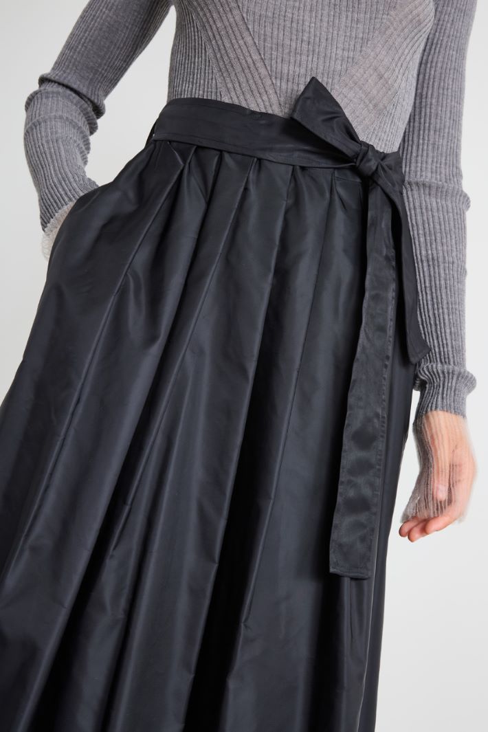Pleated taffeta skirt Intrend - 3