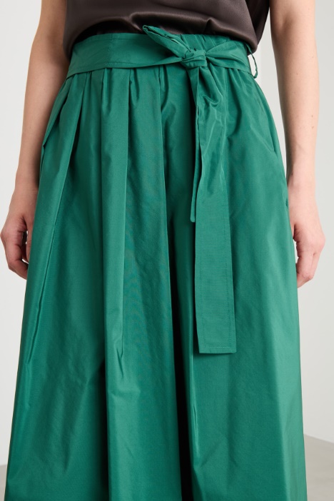 Falda plisada de tafetán