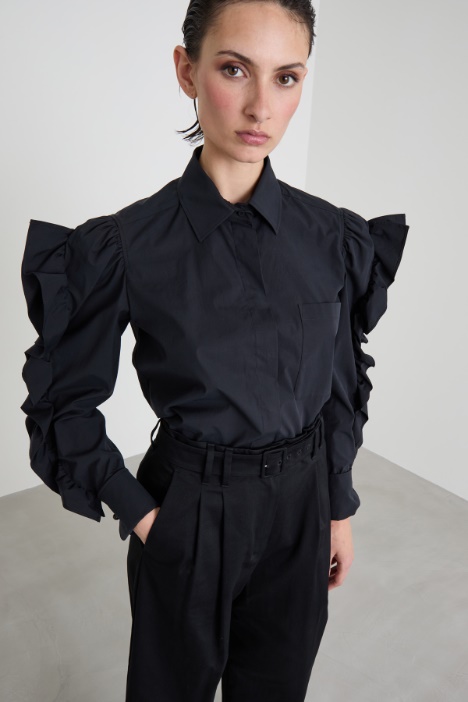 Camicia con rouches applicate