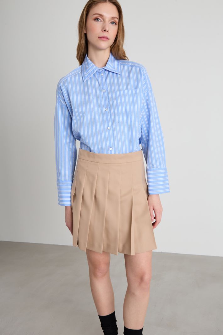 Straight poplin shirt Intrend