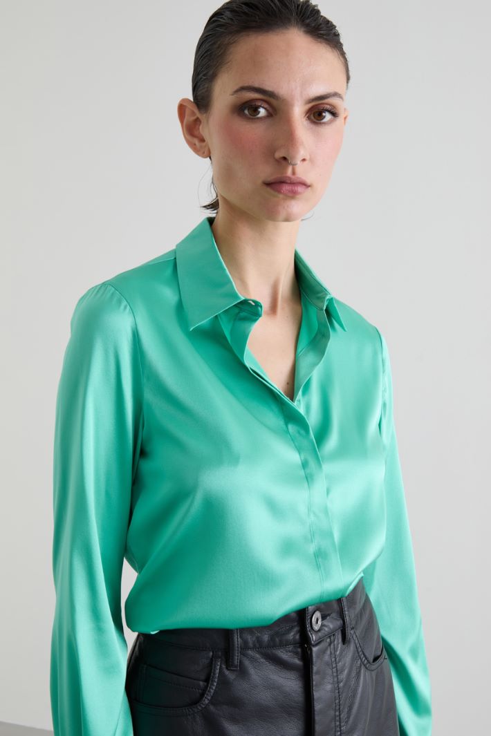 Camicia in raso di seta Intrend - 4