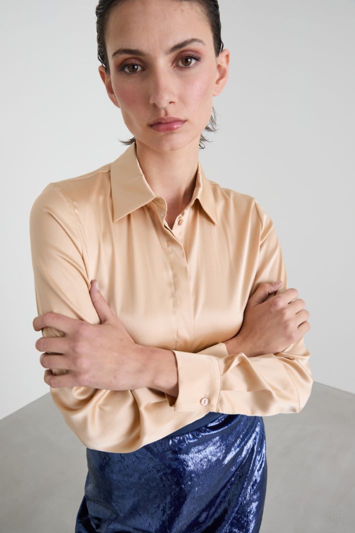 Silk satin shirt Intrend - 4