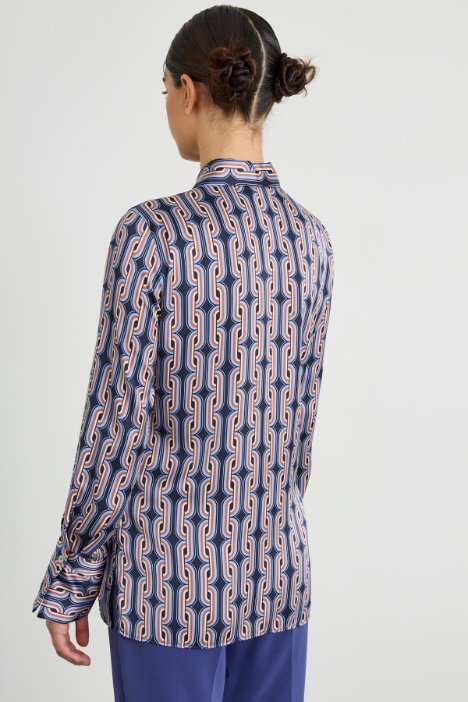 Blusa de satén estampada