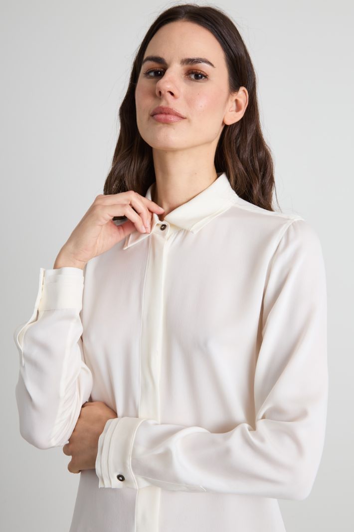 Camicia in raso di seta Intrend - 4