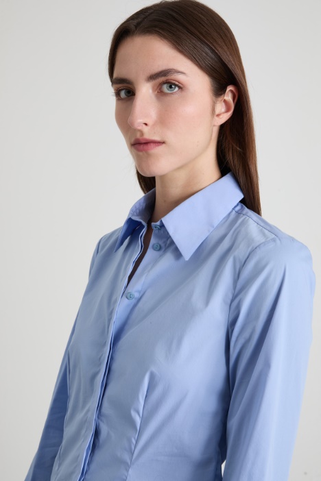 Camisa de popelina ajustada