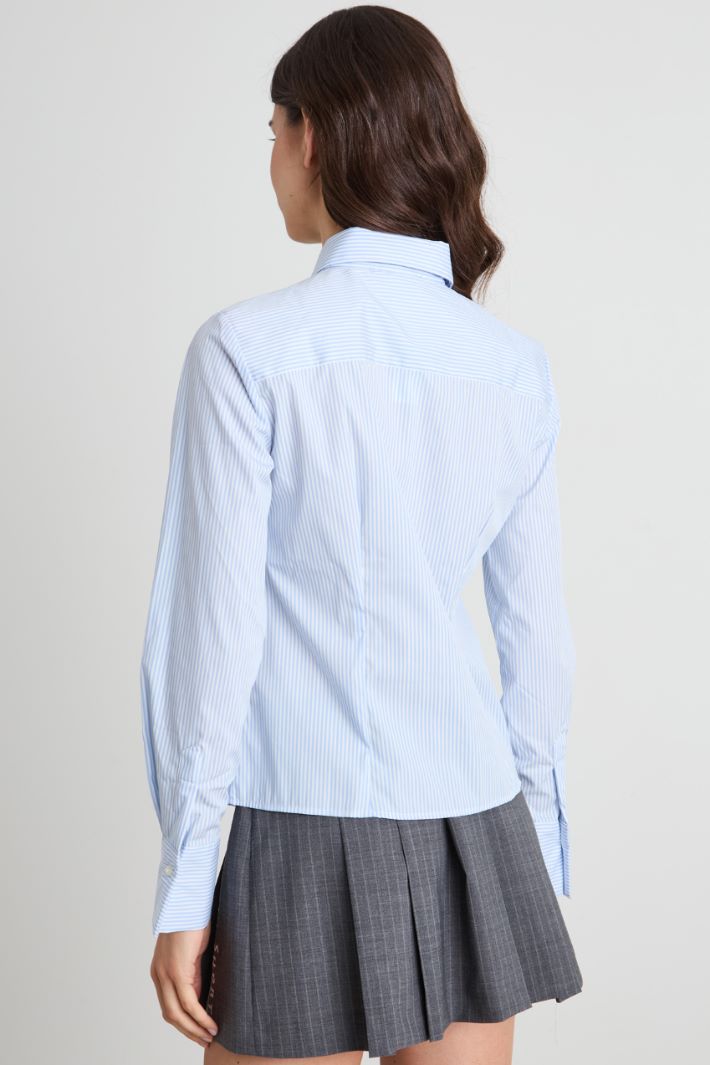 Camisa de popelina ajustada