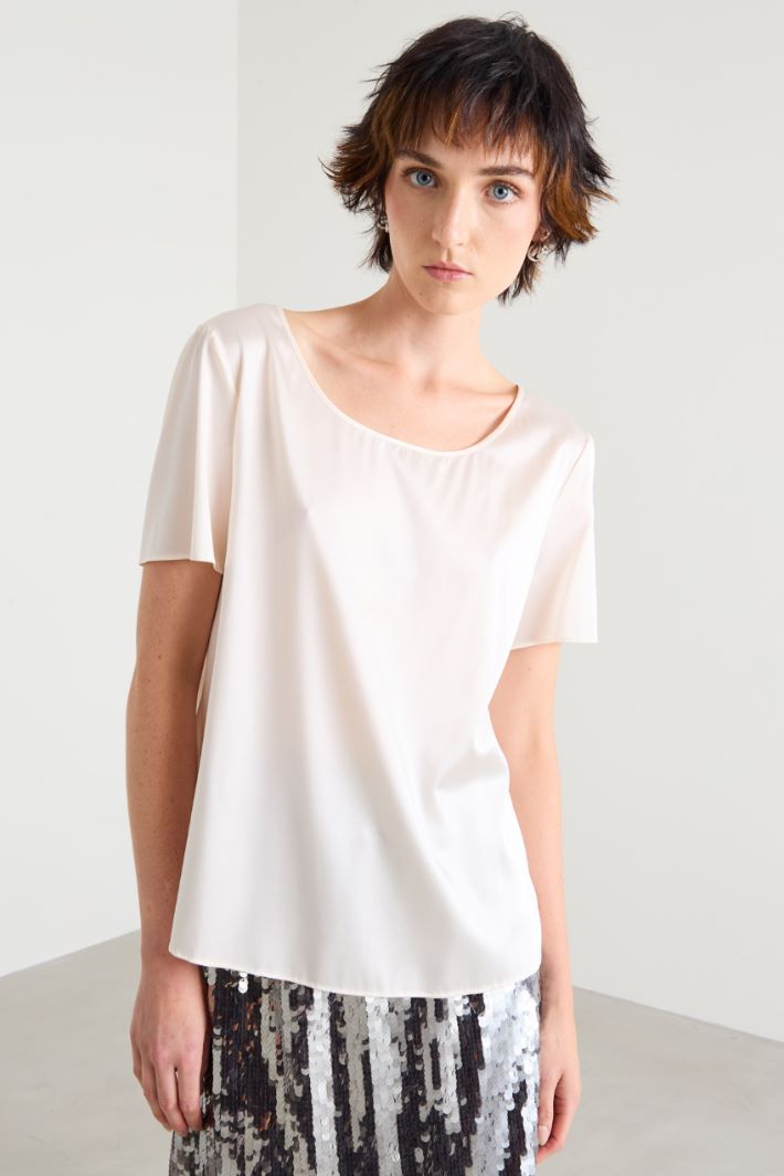 Silk satin T-shirt Intrend