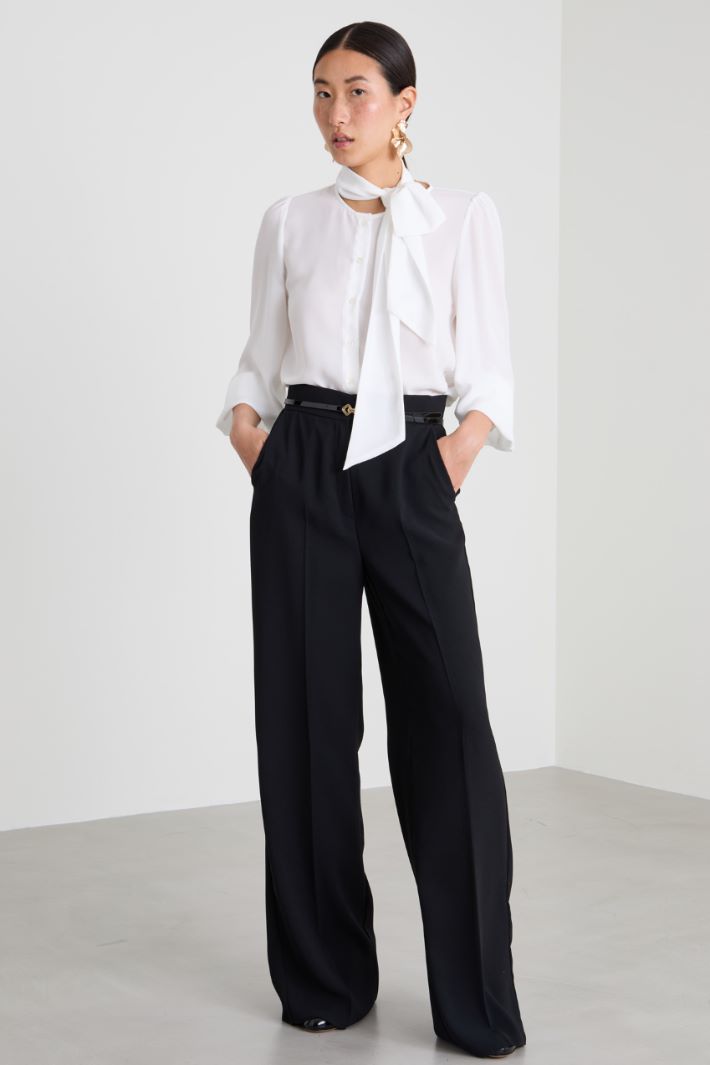 Tie-collar blouse Intrend - 3