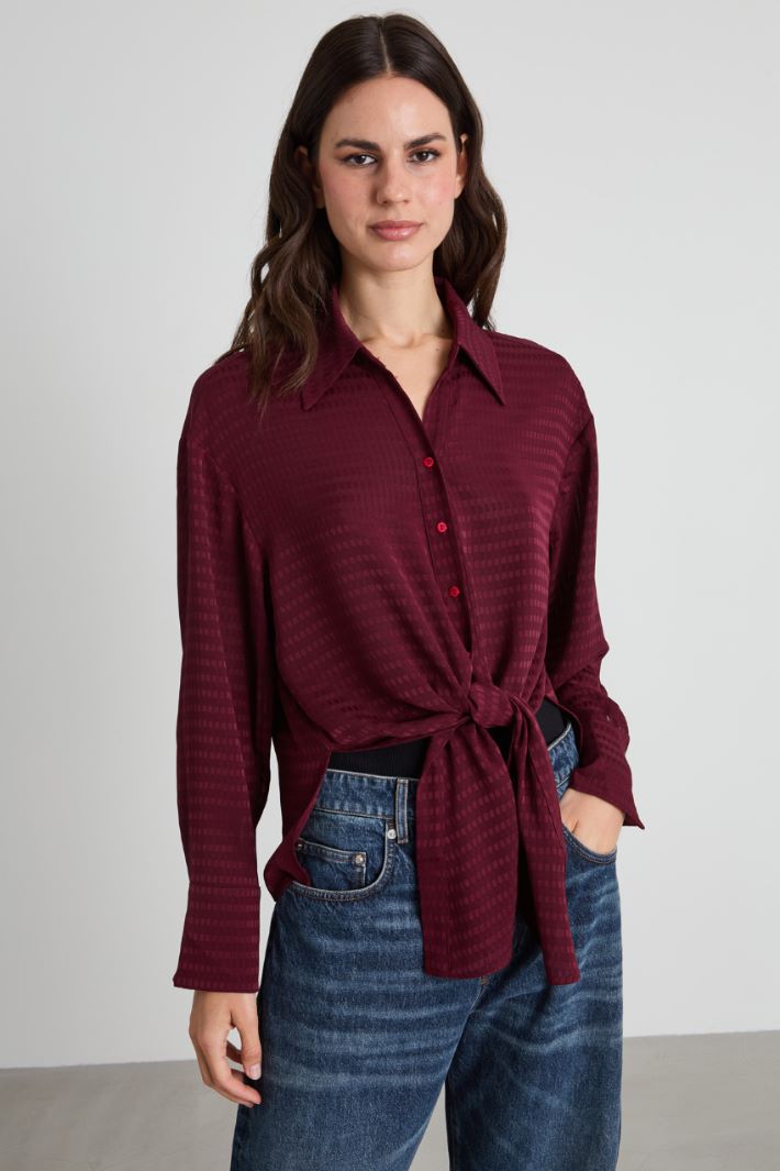 Fluid fabric shirt Intrend