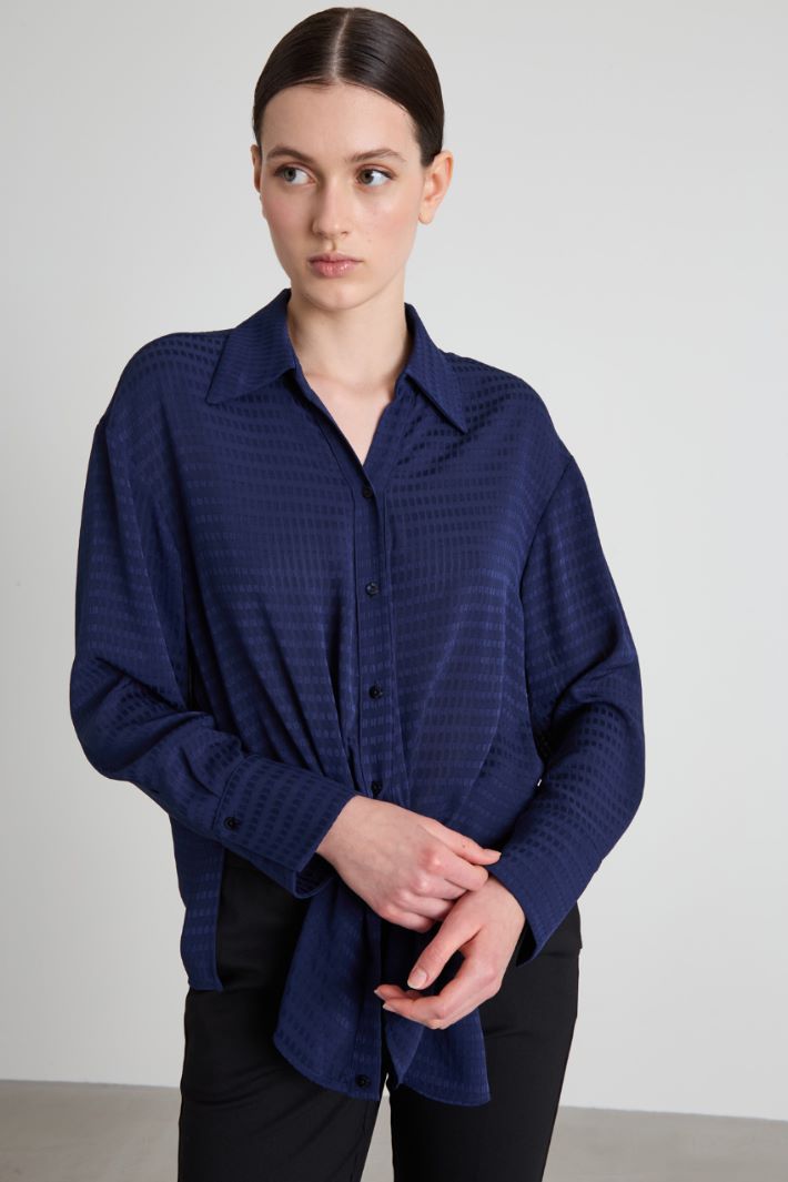 Fluid fabric shirt Intrend