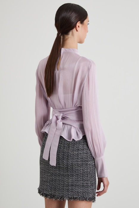 Blusa in crépon lamé
